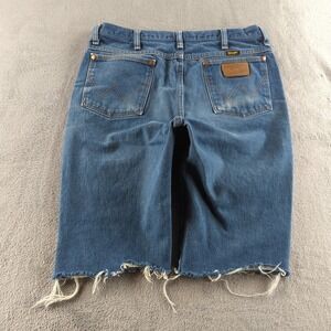 Vintage 90s Wrangler 936 Jean Shorts 34 (Fits 32) Blue Faded Cut Off Denim Jorts